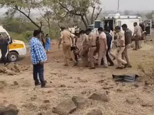 दूर तक धुआं ही धुआं…शव आधे जले हुए, देखिए Ajit Pawar विमान क्रैश की दर्दनाक VIDEOS ajit-pawar-plane-crash-video-viral