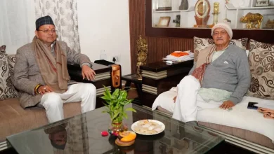 पूर्व मुख्यमंत्री भगत कोश्यारी से मिलने पहुंचे सीएम धामी, पद्म भूषण सम्मान के लिए दी बधाई cm dhami meet bhagat koshyari_11zon