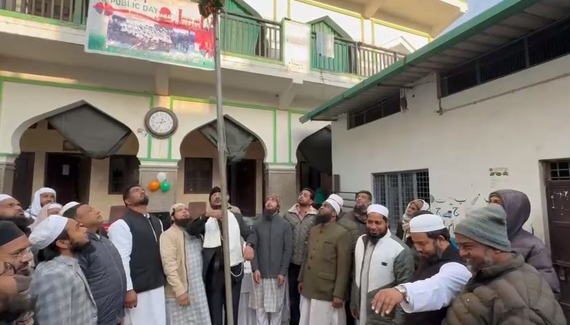 national-flag-hoisted-madrasas-mosques-uttarakhand