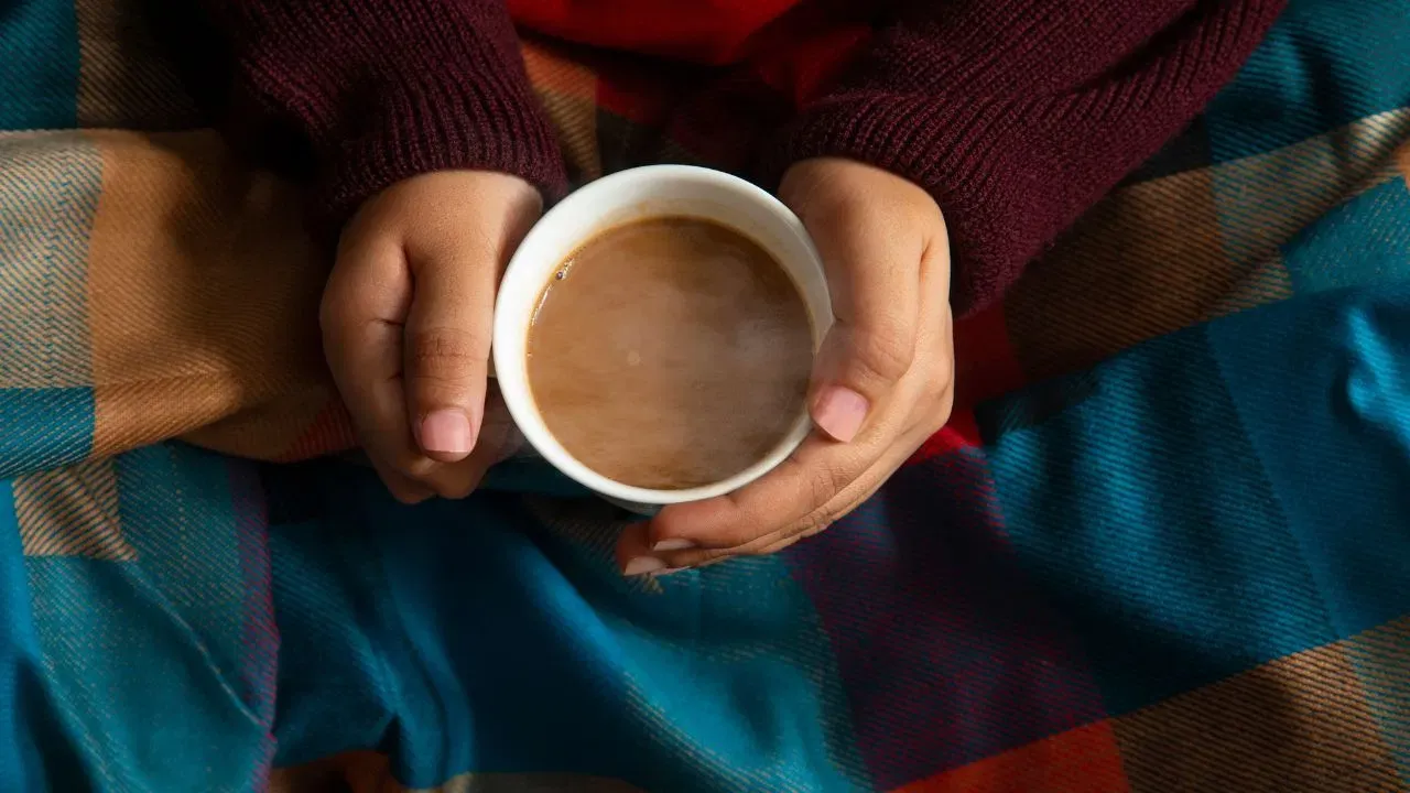 How Much Tea Is Safe: एक दिन में कितने कप चाय पीना सही?, इसके बाद होने लगता है नुकसान... Cups Of Tea