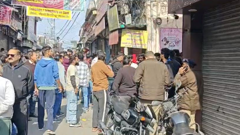 देहरादून के पलटन बाजार में मर्डर: गर्दन काटकर युवती को उतारा मौत के घाट, मची सनसनी Dehradun Paltan Bazaar