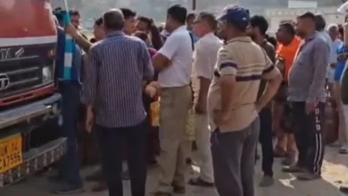 कोटद्वार में पिकअप से 35 गैस सिलेंडर बरामद