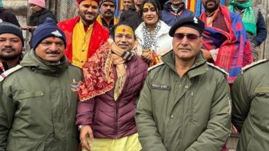 singer-kailash-kher-arrives-at-kedarnath-dham