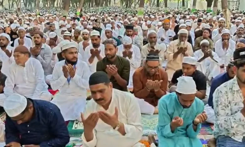 eid-prayers-conclude-peacefully-in-uttarakhand-demand-for-cow-as-national-animal