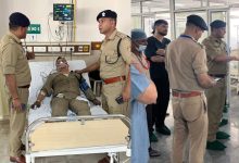पेनिसिया अस्पताल अग्निकांड: तीन पुलिसकर्मी समेत 10 घायल, एक महिला की मौत dehradun-panacea-hospital-fire-10-injured-1-woman-dead