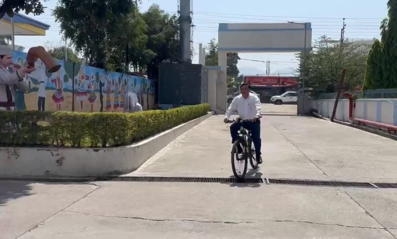 banshidhar-tiwari-cycle-780x470.jpg