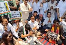 congress-protests-against-rising-petrol-prices-and-inflation