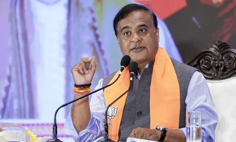 Himanta Biswa Sarma ने ली असम CM पद की शपथ, जानें कौन-कौन बना मंत्री? himanta-biswa-sarma-assam-cm-oath-ceremony