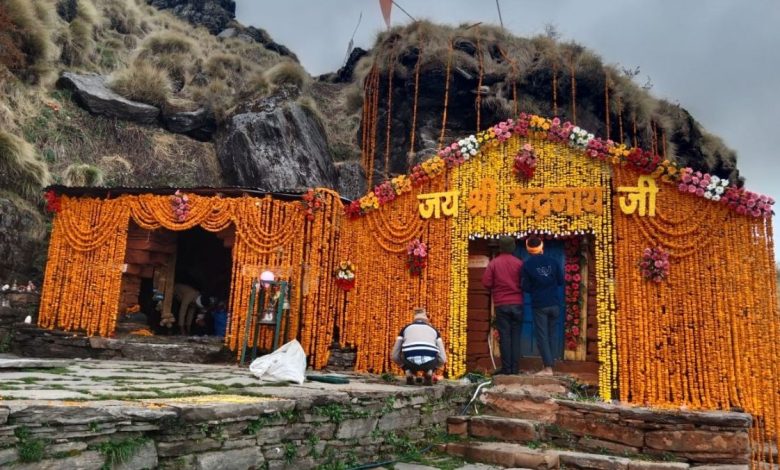 rudrnath ke kapat khule