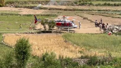 helicopter-entangled-in-11000-volt-high-tension-wire-in-tehri