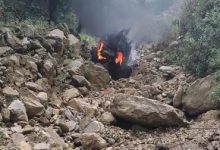 car-caught-fire-after-falling-into-ditch-in-lohaghat-area-of-champawat-