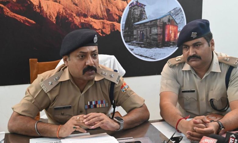 चार माह की बच्ची को लड़का समझ किया था अपहरण, पुलिस ने किया गिरोह का भंडाफोड़ haridwar-girl-kidnapping-case-solved
