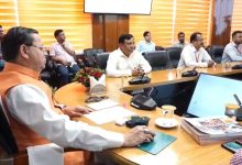 अब सुनकर मिलेगी सरकारी योजनाओं की जानकारी, CM ने लांच किया 'मेरी योजना' ऑडियो क्लिप cm dhami meri yojna book audio clip uttarakhand