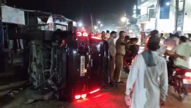 speeding-car-runs-over-people-standing-by-roadside-in-haridwar-3-injured