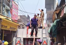पलटन बाजार में कपड़ों की दुकान में लगी आग, मची अफरा-तफरी dehradun news