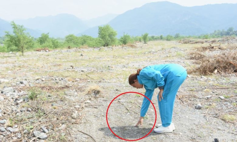 खेल विश्वविद्यालय की जमीन पर पहुंचते ही भावुक हुई मंत्री, बोली यह खिलाड़ियों का तीर्थस्थल है sports-minister-emotional-upon-reaching-site-of-sports-university