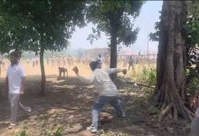 angry-mob-pelted-stones-at-police-in-vikasnagar