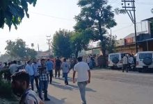 hindu-organization-blocks-chakrata-road-in-vikasnagar