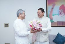 m-dhami-meets-rail-minister-ashwini-vaishnaw-seeks-vande-bharat-and-rail-connectivity-for-uttarakhand