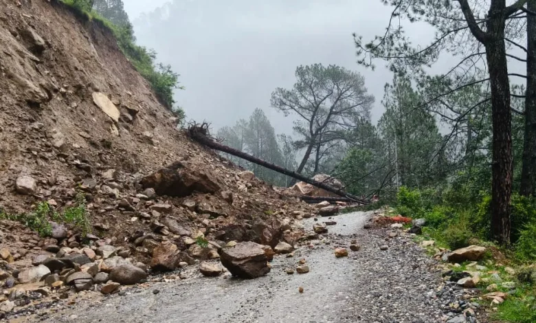 yamunotri-highway-blocked-landslide-uttarkashi