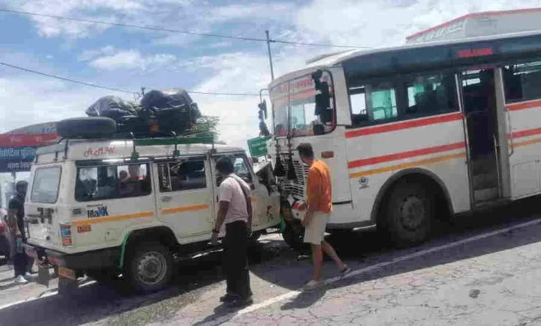 accident-on-rishikesh-badrinath-highway