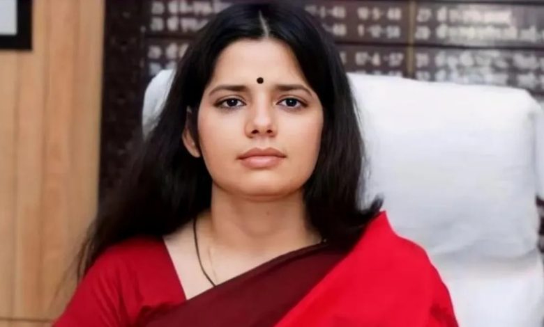 ias vandana singh